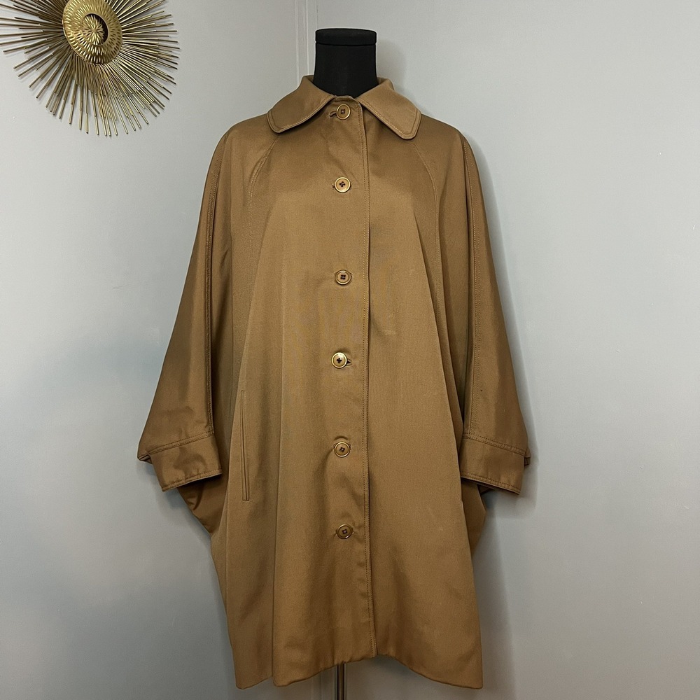 Vintage 70s ILGWU Devien Cape Coat Brown Button Front Collared Oversized Poncho